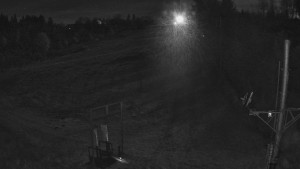 Skiareál Troják - Kamera u nástupu na vlek svah A - 31.10.2025 v 18:55 Skiareál Troják - Kamera u nástupu na vlek svah A - 31.10.2025 v 18:55