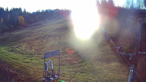 Skiareál Troják - Kamera u nástupu na vlek svah A - 2.11.2025 v 07:55 Skiareál Troják - Kamera u nástupu na vlek svah A - 2.11.2025 v 07:55