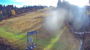 Skiareál Troják - Kamera u nástupu na vlek svah A - 4.11.2025 v 09:30 Skiareál Troják - Kamera u nástupu na vlek svah A - 4.11.2025 v 09:30