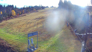 Skiareál Troják - Kamera u nástupu na vlek svah A - 4.11.2025 v 09:40 Skiareál Troják - Kamera u nástupu na vlek svah A - 4.11.2025 v 09:40