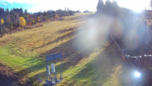Skiareál Troják - Kamera u nástupu na vlek svah A - 4.11.2025 v 09:50 Skiareál Troják - Kamera u nástupu na vlek svah A - 4.11.2025 v 09:50