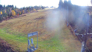 Skiareál Troják - Kamera u nástupu na vlek svah A - 4.11.2025 v 10:10 Skiareál Troják - Kamera u nástupu na vlek svah A - 4.11.2025 v 10:10