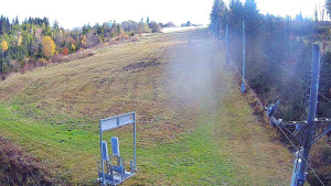 Skiareál Troják - Kamera u nástupu na vlek svah A - 4.11.2025 v 11:20 Skiareál Troják - Kamera u nástupu na vlek svah A - 4.11.2025 v 11:20