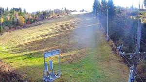 Skiareál Troják - Kamera u nástupu na vlek svah A - 4.11.2025 v 11:35 Skiareál Troják - Kamera u nástupu na vlek svah A - 4.11.2025 v 11:35