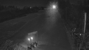 Skiareál Troják - Kamera u nástupu na vlek svah A - 2.12.2025 v 01:50 Skiareál Troják - Kamera u nástupu na vlek svah A - 2.12.2025 v 01:50