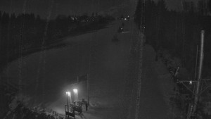 Skiareál Troják - Kamera u nástupu na vlek svah A - 5.12.2025 v 04:35 Skiareál Troják - Kamera u nástupu na vlek svah A - 5.12.2025 v 04:35