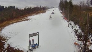 Skiareál Troják - Kamera u nástupu na vlek svah A - 5.12.2025 v 08:50 Skiareál Troják - Kamera u nástupu na vlek svah A - 5.12.2025 v 08:50