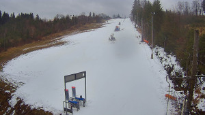 Skiareál Troják - Kamera u nástupu na vlek svah A - 5.12.2025 v 09:30 Skiareál Troják - Kamera u nástupu na vlek svah A - 5.12.2025 v 09:30