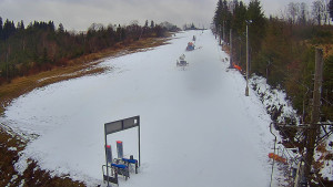 Skiareál Troják - Kamera u nástupu na vlek svah A - 5.12.2025 v 09:45 Skiareál Troják - Kamera u nástupu na vlek svah A - 5.12.2025 v 09:45