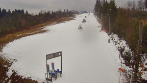 Skiareál Troják - Kamera u nástupu na vlek svah A - 5.12.2025 v 10:20 Skiareál Troják - Kamera u nástupu na vlek svah A - 5.12.2025 v 10:20