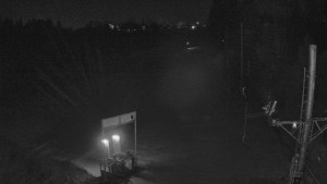 Skiareál Troják - Kamera u nástupu na vlek svah A - 13.12.2025 v 01:00 Skiareál Troják - Kamera u nástupu na vlek svah A - 13.12.2025 v 01:00