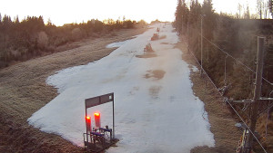Skiareál Troják - Kamera u nástupu na vlek svah A - 13.12.2025 v 07:00 Skiareál Troják - Kamera u nástupu na vlek svah A - 13.12.2025 v 07:00