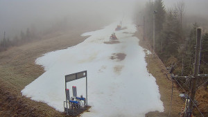 Skiareál Troják - Kamera u nástupu na vlek svah A - 13.12.2025 v 10:00 Skiareál Troják - Kamera u nástupu na vlek svah A - 13.12.2025 v 10:00