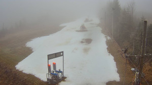 Skiareál Troják - Kamera u nástupu na vlek svah A - 13.12.2025 v 15:30 Skiareál Troják - Kamera u nástupu na vlek svah A - 13.12.2025 v 15:30