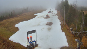 Skiareál Troják - Kamera u nástupu na vlek svah A - 19.12.2025 v 07:35 Skiareál Troják - Kamera u nástupu na vlek svah A - 19.12.2025 v 07:35