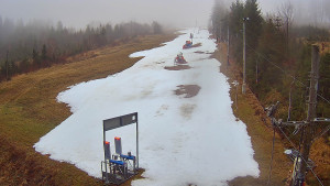 Skiareál Troják - Kamera u nástupu na vlek svah A - 19.12.2025 v 08:15 Skiareál Troják - Kamera u nástupu na vlek svah A - 19.12.2025 v 08:15