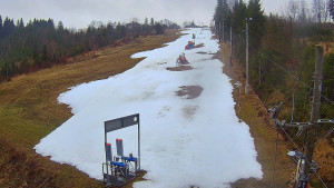 Skiareál Troják - Kamera u nástupu na vlek svah A - 19.12.2025 v 09:05 Skiareál Troják - Kamera u nástupu na vlek svah A - 19.12.2025 v 09:05