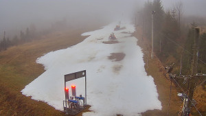 Skiareál Troják - Kamera u nástupu na vlek svah A - 19.12.2025 v 16:05 Skiareál Troják - Kamera u nástupu na vlek svah A - 19.12.2025 v 16:05