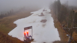 Skiareál Troják - Kamera u nástupu na vlek svah A - 19.12.2025 v 16:15 Skiareál Troják - Kamera u nástupu na vlek svah A - 19.12.2025 v 16:15