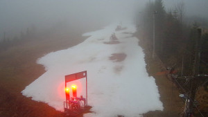 Skiareál Troják - Kamera u nástupu na vlek svah A - 19.12.2025 v 16:25 Skiareál Troják - Kamera u nástupu na vlek svah A - 19.12.2025 v 16:25