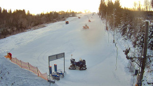 Skiareál Troják - Kamera u nástupu na vlek svah A - 5.1.2026 v 07:50 Skiareál Troják - Kamera u nástupu na vlek svah A - 5.1.2026 v 07:50