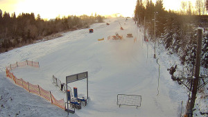 Skiareál Troják - Kamera u nástupu na vlek svah A - 5.1.2026 v 08:05 Skiareál Troják - Kamera u nástupu na vlek svah A - 5.1.2026 v 08:05