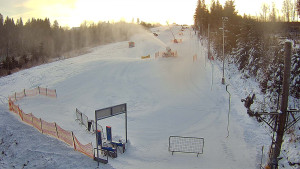 Skiareál Troják - Kamera u nástupu na vlek svah A - 5.1.2026 v 08:30 Skiareál Troják - Kamera u nástupu na vlek svah A - 5.1.2026 v 08:30