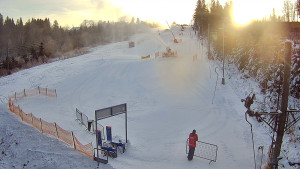 Skiareál Troják - Kamera u nástupu na vlek svah A - 5.1.2026 v 09:10 Skiareál Troják - Kamera u nástupu na vlek svah A - 5.1.2026 v 09:10