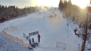 Skiareál Troják - Kamera u nástupu na vlek svah A - 5.1.2026 v 09:45 Skiareál Troják - Kamera u nástupu na vlek svah A - 5.1.2026 v 09:45