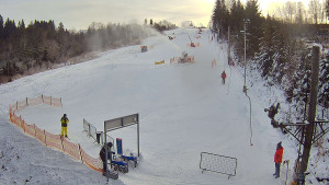 Skiareál Troják - Kamera u nástupu na vlek svah A - 5.1.2026 v 10:45 Skiareál Troják - Kamera u nástupu na vlek svah A - 5.1.2026 v 10:45