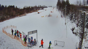 Skiareál Troják - Kamera u nástupu na vlek svah A - 5.1.2026 v 14:10 Skiareál Troják - Kamera u nástupu na vlek svah A - 5.1.2026 v 14:10