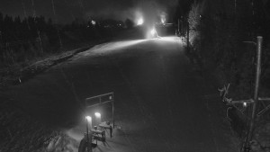 Skiareál Troják - Kamera u nástupu na vlek svah A - 10.1.2026 v 01:30 Skiareál Troják - Kamera u nástupu na vlek svah A - 10.1.2026 v 01:30