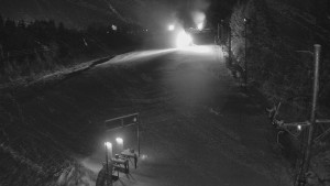 Skiareál Troják - Kamera u nástupu na vlek svah A - 10.1.2026 v 01:50 Skiareál Troják - Kamera u nástupu na vlek svah A - 10.1.2026 v 01:50