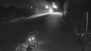 Skiareál Troják - Kamera u nástupu na vlek svah A - 10.1.2026 v 02:45 Skiareál Troják - Kamera u nástupu na vlek svah A - 10.1.2026 v 02:45