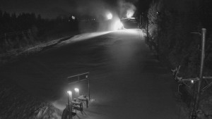 Skiareál Troják - Kamera u nástupu na vlek svah A - 10.1.2026 v 03:10 Skiareál Troják - Kamera u nástupu na vlek svah A - 10.1.2026 v 03:10