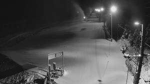 Skiareál Troják - Kamera u nástupu na vlek svah A - 10.1.2026 v 03:15 Skiareál Troják - Kamera u nástupu na vlek svah A - 10.1.2026 v 03:15