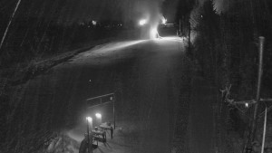 Skiareál Troják - Kamera u nástupu na vlek svah A - 10.1.2026 v 04:30 Skiareál Troják - Kamera u nástupu na vlek svah A - 10.1.2026 v 04:30