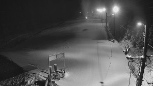 Skiareál Troják - Kamera u nástupu na vlek svah A - 10.1.2026 v 06:25 Skiareál Troják - Kamera u nástupu na vlek svah A - 10.1.2026 v 06:25