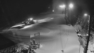 Skiareál Troják - Kamera u nástupu na vlek svah A - 10.1.2026 v 06:40 Skiareál Troják - Kamera u nástupu na vlek svah A - 10.1.2026 v 06:40