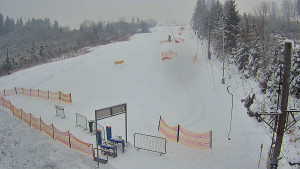 Skiareál Troják - Kamera u nástupu na vlek svah A - 10.1.2026 v 08:55 Skiareál Troják - Kamera u nástupu na vlek svah A - 10.1.2026 v 08:55