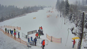 Skiareál Troják - Kamera u nástupu na vlek svah A - 10.1.2026 v 09:15 Skiareál Troják - Kamera u nástupu na vlek svah A - 10.1.2026 v 09:15