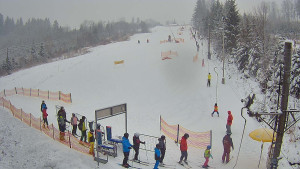 Skiareál Troják - Kamera u nástupu na vlek svah A - 10.1.2026 v 09:35 Skiareál Troják - Kamera u nástupu na vlek svah A - 10.1.2026 v 09:35