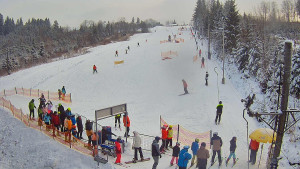 Skiareál Troják - Kamera u nástupu na vlek svah A - 10.1.2026 v 11:40 Skiareál Troják - Kamera u nástupu na vlek svah A - 10.1.2026 v 11:40