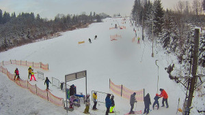 Skiareál Troják - Kamera u nástupu na vlek svah A - 10.1.2026 v 14:45 Skiareál Troják - Kamera u nástupu na vlek svah A - 10.1.2026 v 14:45