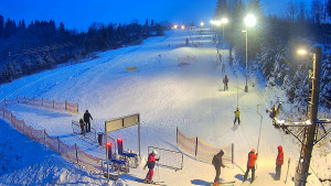 Skiareál Troják - Kamera u nástupu na vlek svah A - 10.1.2026 v 16:35 Skiareál Troják - Kamera u nástupu na vlek svah A - 10.1.2026 v 16:35