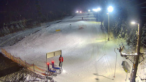 Skiareál Troják - Kamera u nástupu na vlek svah A - 10.1.2026 v 19:55 Skiareál Troják - Kamera u nástupu na vlek svah A - 10.1.2026 v 19:55