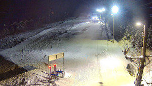 Skiareál Troják - Kamera u nástupu na vlek svah A - 10.1.2026 v 21:00 Skiareál Troják - Kamera u nástupu na vlek svah A - 10.1.2026 v 21:00