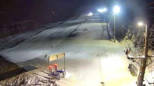 Skiareál Troják - Kamera u nástupu na vlek svah A - 10.1.2026 v 21:30 Skiareál Troják - Kamera u nástupu na vlek svah A - 10.1.2026 v 21:30