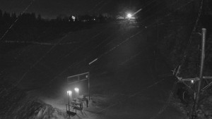 Skiareál Troják - Kamera u nástupu na vlek svah A - 10.1.2026 v 22:15 Skiareál Troják - Kamera u nástupu na vlek svah A - 10.1.2026 v 22:15