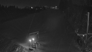 Skiareál Troják - Kamera u nástupu na vlek svah A - 10.1.2026 v 22:45 Skiareál Troják - Kamera u nástupu na vlek svah A - 10.1.2026 v 22:45